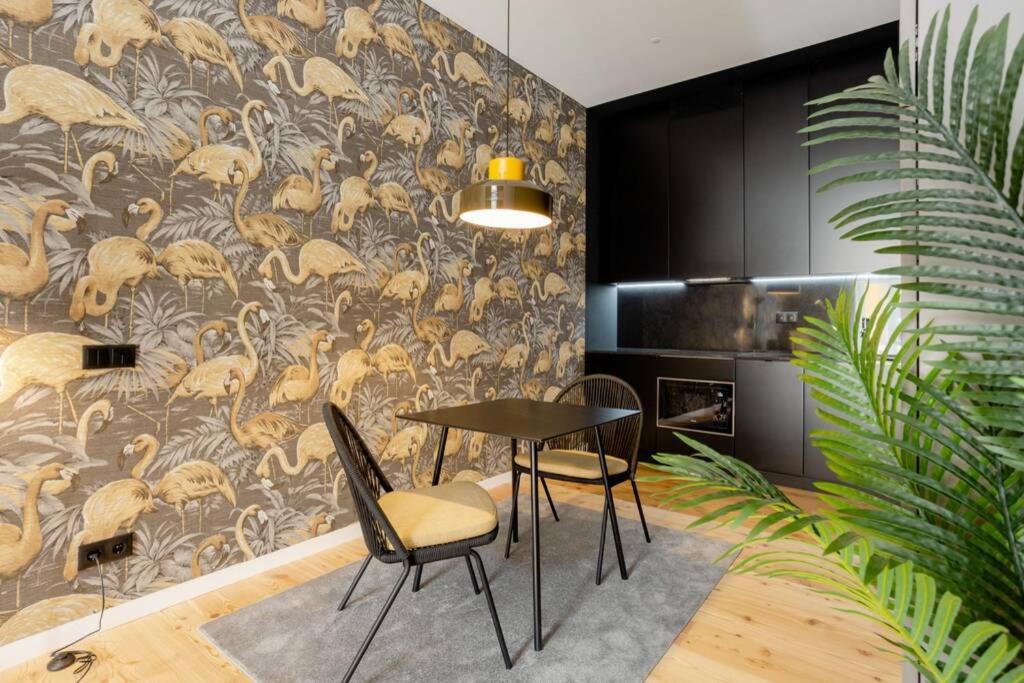 Boutique Rentals-Art & Charm II Apt W/ Terrace Porto Exterior foto
