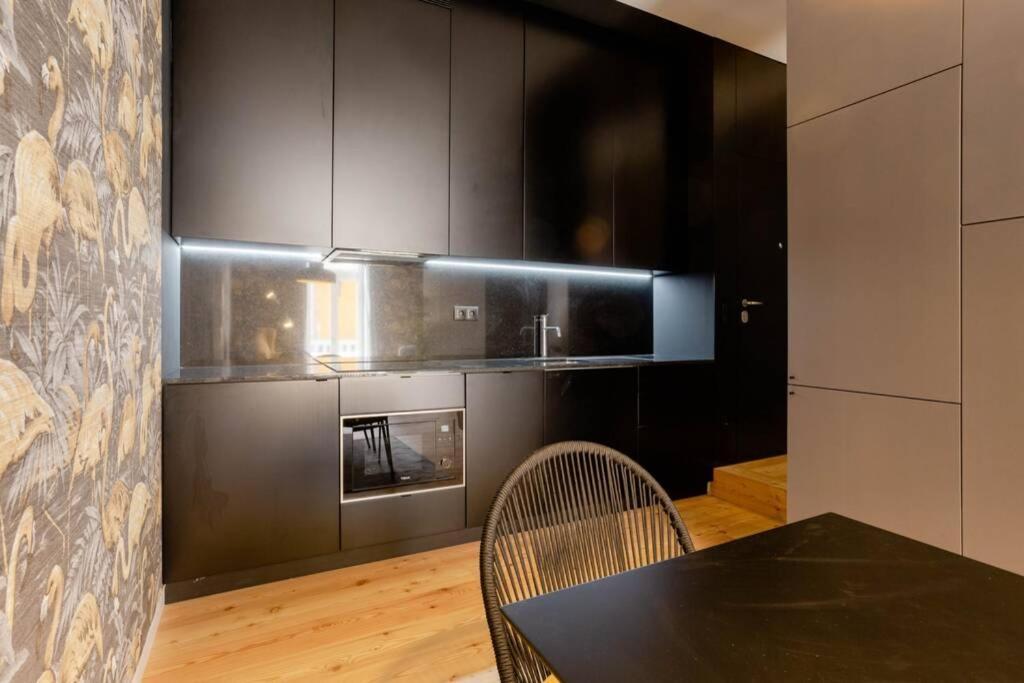 Boutique Rentals-Art & Charm II Apt W/ Terrace Porto Exterior foto